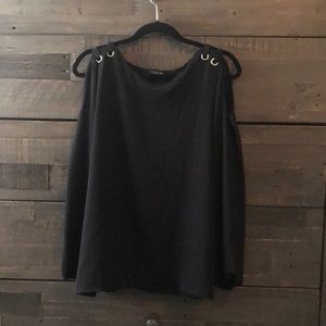 Black long sleeve shoulder keyhole blouse